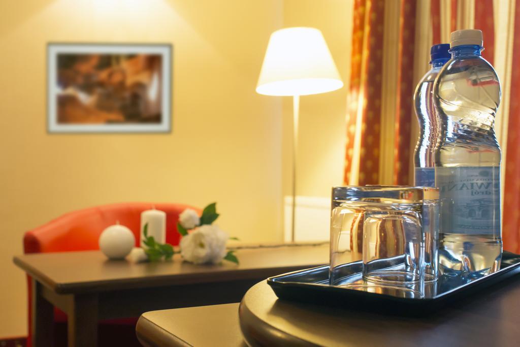 Hotel Novum & Spa 니푸미체 외부 사진